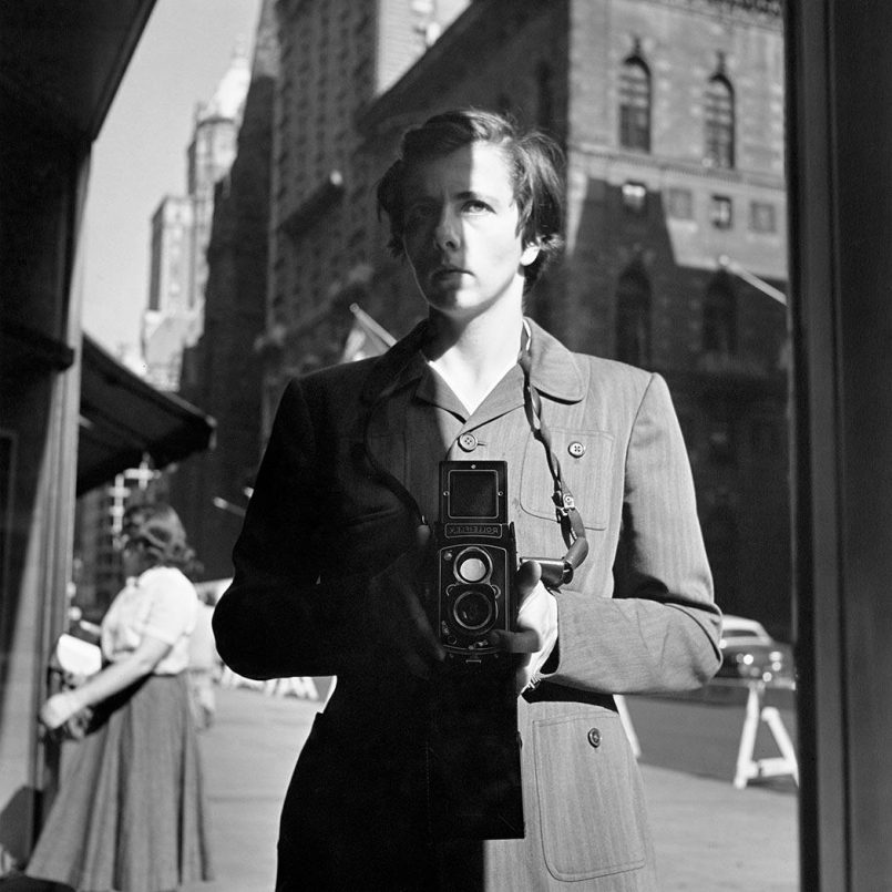 Vivian Maier autoportrait dans un miroir